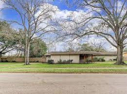 Seven considerations for a more pleasant homebuilding or remodeling experience: 9411 Braesheather Ct Houston Tx 77096 Zillow