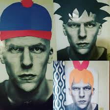 Gangster gifts Bald a Soviet era flag.