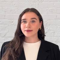 Sara Fournier's Instagram, Twitter & Facebook