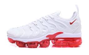 Men S Nike Vapormax Plus Red And White Size 9 5 Sneakers Shoes Mensshoes Shoesformen Sneakers Men Fashion Running Shoes For Men Nike Air Max Tn
