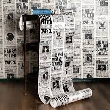 See more ideas about harry potter wallpaper, harry potter pictures, harry potter characters. El Universo Harry Potter En Tus Paredes Harry Potter Bedroom Decor Harry Potter Room Decor Harry Potter Room