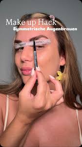 Würdest du es probieren?💖Das ist eine gute Technik um überhaupt mal ein  gefühl dafür zu bekommen wie man sie symmetrisch hinbekommen könnte. So  kann es besser verinnerlichen🎀✨💕, #augenbrauen ...