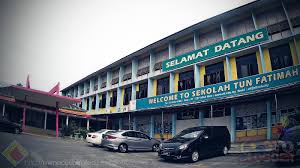 Sekolah tun fatimah johor bahru merupakan sebuah sekolah berasrama penuh (sbp) , sekolah berprestasi tinggi (sbt) dan sekolah kluster. Sekolah Tun Fatimah 20190309 Karnival Asrama