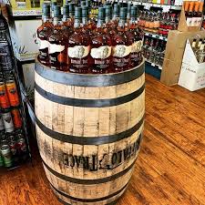 Buffalo Trace Single Barrel Select Is Now Available At Liquor Marts Of Richmond Go Get Em Richmondky Liquormart Barrelsel Liquor Mart Bourbon Bourbon Bar
