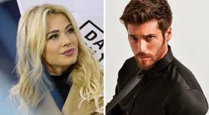 Uzunca bir süredir i̇talyan sevgilisi diletta leotta ile aşk yaşayan can yaman, ilişkisinde ikinci ciddi adımı attı. Diletta Leotta E Can Yaman Si Trovano In Una Crisi Profondissima