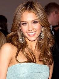 Jessica Alba Love Her Love Her Mission To Help Our Kids With Healthy Affordable Products Love Her Hair Jessica Alba Hair Honey Hair Color Honey Hair