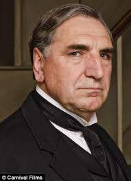 Downton Abbey star Jim Carter steps out of his butler gear and dresses down in crumpled ... - article-2219712-0B630C22000005DC-256_306x423