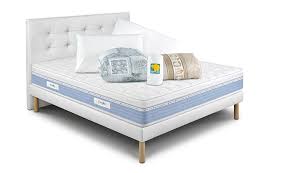Il letto anna, totalmente made in italy, è disponibile nei colori bianco o grigio. Offerta Letto Gioia E Materasso Attivo Eminflex