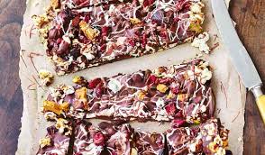 He charged round town on his vespa visiting chums like gennaro and popping back home to cook something for his girlfriend, gran or a gang of mates. Jamie Oliver Nut Roast Vegetarian Christmas Main Recipe