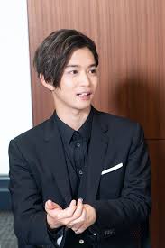 スマホを落としただけなのに 北川景子 千葉雄大 成田凌 田中圭 中田秀夫座談会 2 2 映画ナタリー 特集 インタビュー 千葉 雄大 メンズ ヘアスタイル 前下がり メンズ