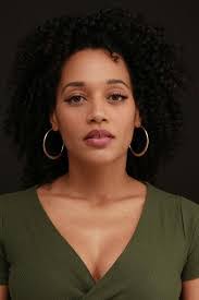 Miranda Whitcomb's Instagram, Twitter & Facebook