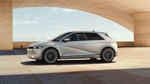 Hyundai has said it will follow the ioniq 5 with a sporty sedan, the ioniq 6, coming in 2022 and a large suv, the ioniq 7, in early 2024. Gmquobmlvncqrm