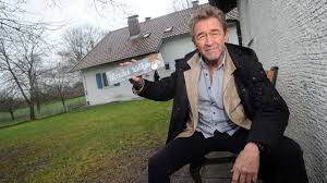 Tutzinger Rockmusiker bringt Flüchtlinge auf Gut Dietlhofen unter, später  Kinder