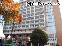 Situat în băile felix, la doar câţiva paşi de pădure, hotelul toate camerele hotelului mureş au tv prin satelit, baie privată cu duş sau cadă şi articole de sunt disponibile servicii în sistem demipensiune şi pensiune completă. Termal Hotel BÄile Felix BÄile Felix 1 Mai Impresii PÄreri RecomandÄri Termal Hotel BÄile Felix Amfostacolo Amfostacolo