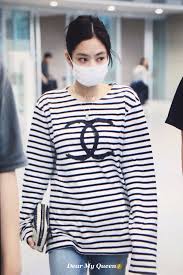 Jennie from the south korean powerhouse girlband blackpink is the face of chanel's coco neige 2021 campaign, photographed by inez van . Blackpink Jennie Airport Fashion From Chanel Paris Event 9 June 2018 Photo 46