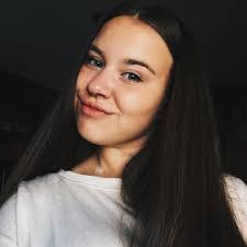 Sabrina Beauregard's Instagram, Twitter & Facebook