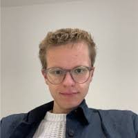 Jessica Orth's Instagram, Twitter & Facebook