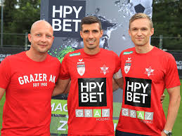 Het gemeenschappelijk administratiekantoor (gak) werd opgericht in 1952 en was verantwoordelijk voor de uitvoering van de sociale zekerheid. 2 Liga News 2 Liga Sponsor Steigt Beim Gak Gross Ein