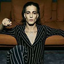 Iniziamo bene il nostro anno. Maneskin Amy Kourouma