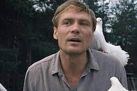 О нем сложилось устойчивое представление как о простом русском мужике. Okolo Dvuh Sutok Provel V Kome Aleksandr Mihajlov Rasskazal O Smertonosnoj Roli Lajfstajl 21 Dekabrya 2017 Kino Teatr Ru