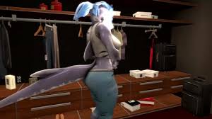 Vtuber gawr gura found in her most vunerable moment - ThisVid.com