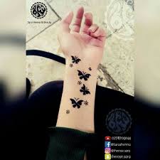 Forever Belieber Adli Kullanicinin Nandani Panosundaki Pin El Kina Kina Dovmeler Kelebek Dovmeleri