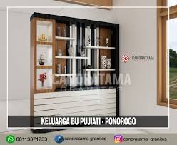 15 contoh desain sekat ruangan minimalis modern sekat partisi sebagai pembatas pada umumnya memiliki berbagai jenis dan berasal dari bahan yang berbeda beda seperti ada yang berbahan kayu berbahan kain rotan kaca hingga plastik dan bila ditinjau dari fungsinya partisi pembatas ruangan ini. Interior Nganjuk Interior Penyekat Ruangan Minimalis 08113371733