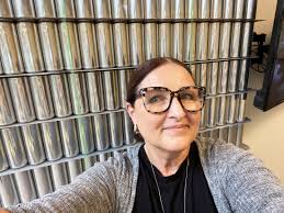 We are a woman and minority-owned graphic design business. in Los Angeles,  California and Portland, Oregon — SMC