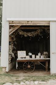 Jersey and brett got married at jersey's family's wedding venue, the gorgeous the cottage farmhouse in glencoe, minnesota! Gallery The Cottage Farmhouse