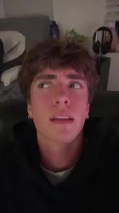 Elle and Austin Trying Wingstop