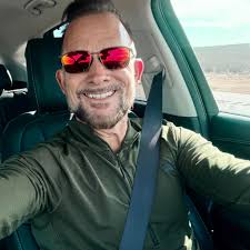 This Robin Trower song is fun to play👍