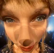 Anna Carrillo (annacarrillotrujillo)