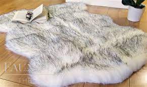 The collection features soft velvety feeling acrylic yarns that making it easy to get cozy and delightful to touch. Tissavel White Faux Fur Animal Skin Rug