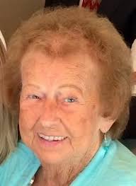 Grace Emmons's Instagram, Twitter & Facebook