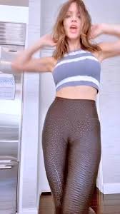 50 camel toes | total pro sports. Katharine Mcphee Sexy Ass And Big Cameltoe In Hot Dancing Video Hot Celebs Home