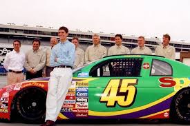 Teprve ve svém dvanáctém startu ve winston cup series se z vítězství radoval dale earnhardt jr. Adam Petty Profile On Snaplap