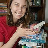 Mary Mecham's Instagram, Twitter & Facebook