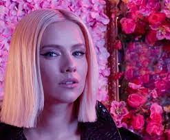 Directed by peter reeve animated by peter reeve & james wragg for rmv productions music video by dagny performing love. Watch It S Only A Heartbreak By Dagny Eq Music Blog