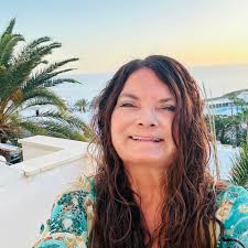 Silent sunsets 🌅 #Greece 📍Antiparos, Greece🇬🇷 🎞 Elly Michou