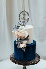 Navy Blue Is The Wedding Color Scheme You Ll Never Regret Winter Wedding Cake Wedding Cakes Blue Beautiful Wedding Cakes