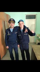 С момента основания такого рода войск форма вдв ни чем не отличалась от одежды ввс ркка или батальонов авиа особого назначения. Sozdat Mem Severomorsk Vmf Prizyvniki Muzhchina Forma Vdv Omsk Kartinki Meme Arsenal Com