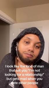 Lacy Beard's Instagram, Twitter & Facebook