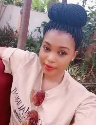 GiletsBleus Bonjour, C'est son Anniversaire Aujourd'hui🍾. Elle attend Vos  Vœux.