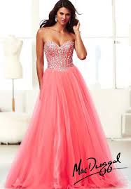 Find your perfect style on shopstyle, the ultimate fashion & lifestyle shopping platform. Austin And Ally Love Comes Around Prom Wattpad
