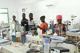 Recrutement EFFI-COURS pour étudiants MPCI et MPI - Offres d'emploi