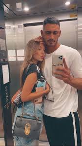 Ester expósito y alejandro speitzer fueron envueltos en rumores se separación en días pasados, sobre todo porque, pese a que el actor mexicano se encuentra en madrid, no se le había visto con la madrileña y desde hace algún tiempo ambos dejaron de tener interacciones en sus redes sociales. 81 Elite Ideas In 2021 Elite Ester Celebrities