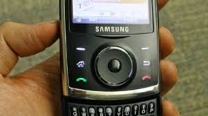 Samsung i620: Curious Qwerty slider - CNET
