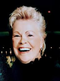 Karen Beauvais's Instagram, Twitter & Facebook