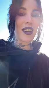 Get ready for a field of 10,000 black tulips! 🖤