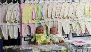 يعرف عدم الإنجاب الطوعي بأنه القرار بعدم إنجاب أطفال. ÙƒÙˆØ±ÙŠØ§ Ø§Ù„Ø¬Ù†ÙˆØ¨ÙŠØ© ØªØ´Ø¬Ø¹ Ø³ÙƒØ§Ù†Ù‡Ø§ Ø¹Ù„Ù‰ Ø§Ù„Ø¥Ù†Ø¬Ø§Ø¨ Ø¨Ø¥Ø¬Ø±Ø§Ø¡Ø§Øª ØªØ­ÙÙŠØ²ÙŠØ©